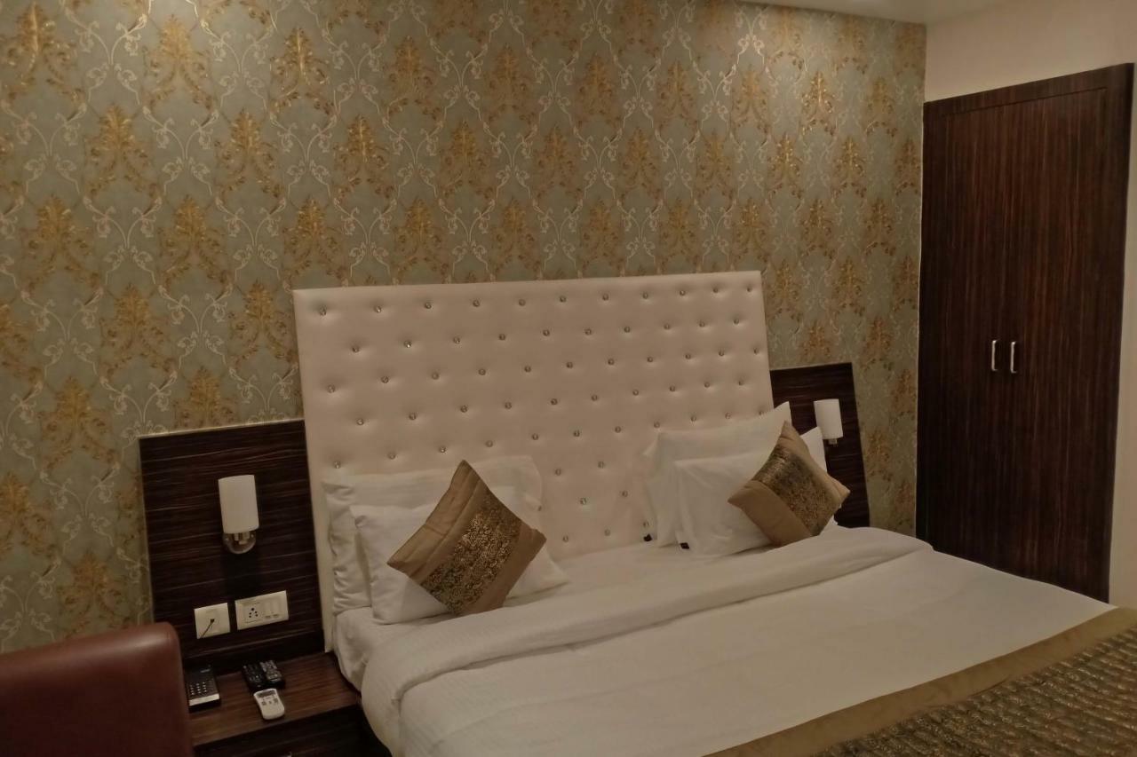 Surya International Hotel